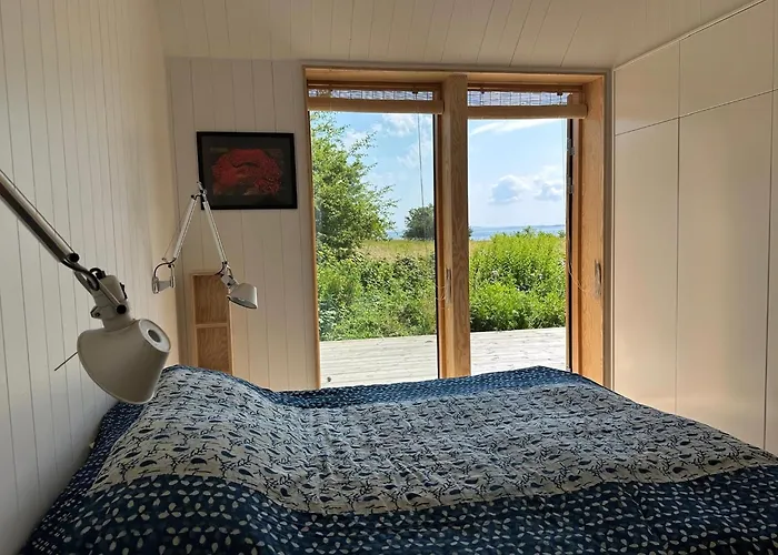 Wooden House With Seaviews Close To Bonsvig